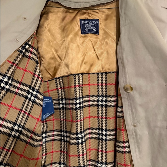 Burberry Tan Double-Breasted Trench Coat - Picture 5 of 8